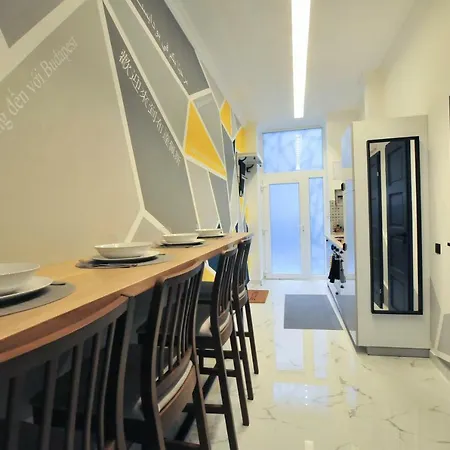 Center With Design Apartment Budapest